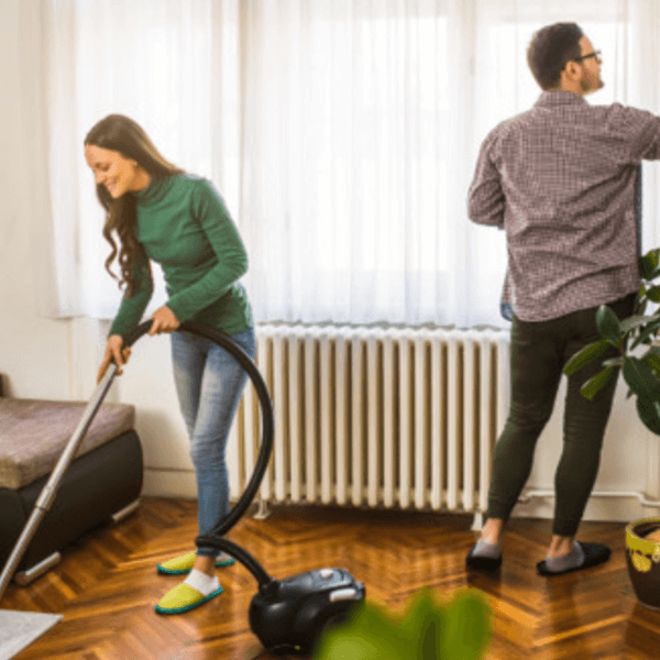 Evde Profesyonel Temizlik mi? Kendi Temizliğiniz mi? : Kapak Görseli